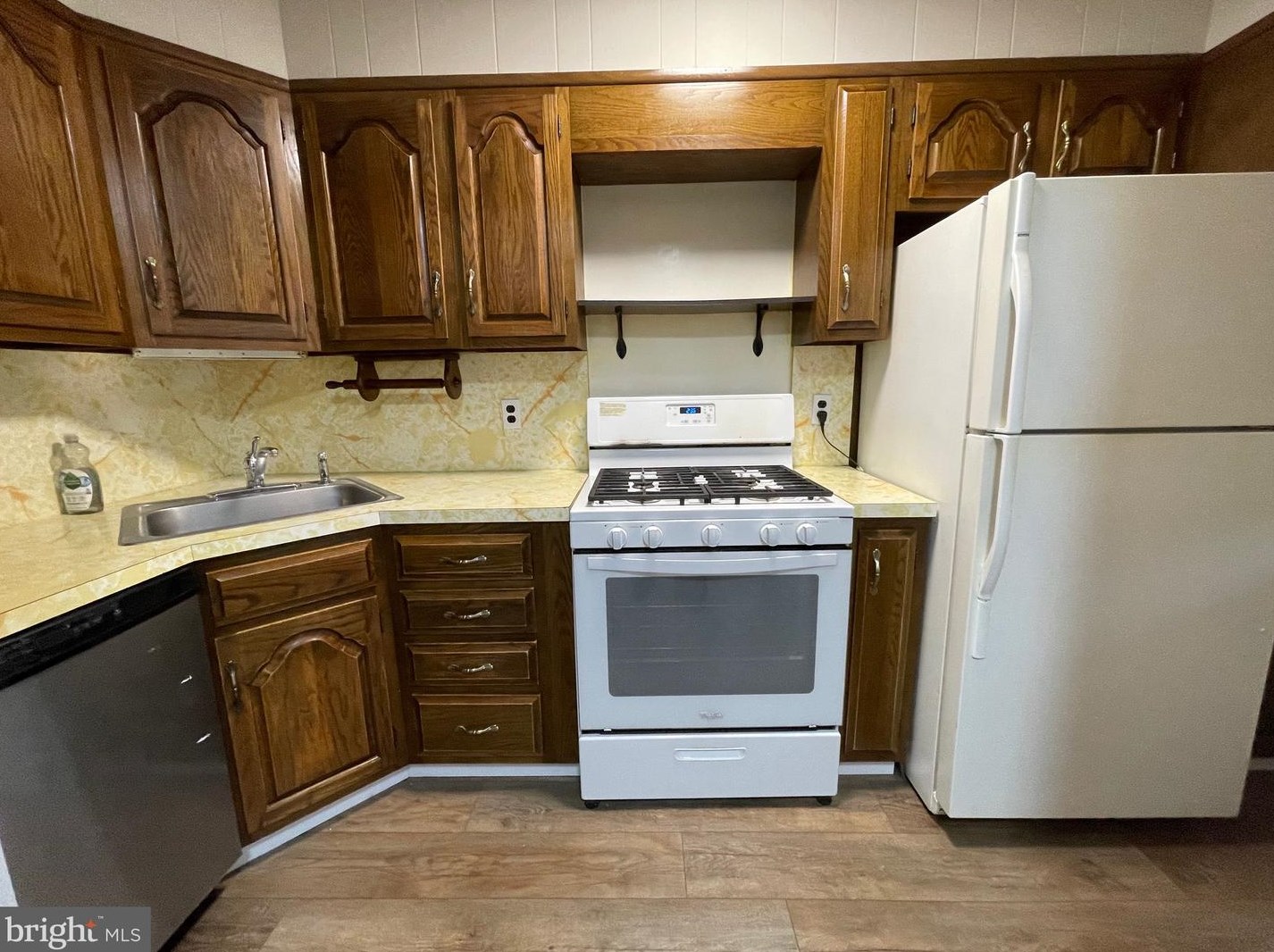 1723 Malvern St, Baltimore MD  21224-6240 exterior