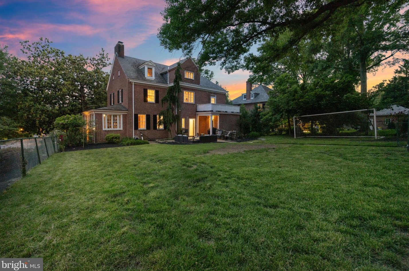226 39th St, Baltimore MD  21218-1822 exterior