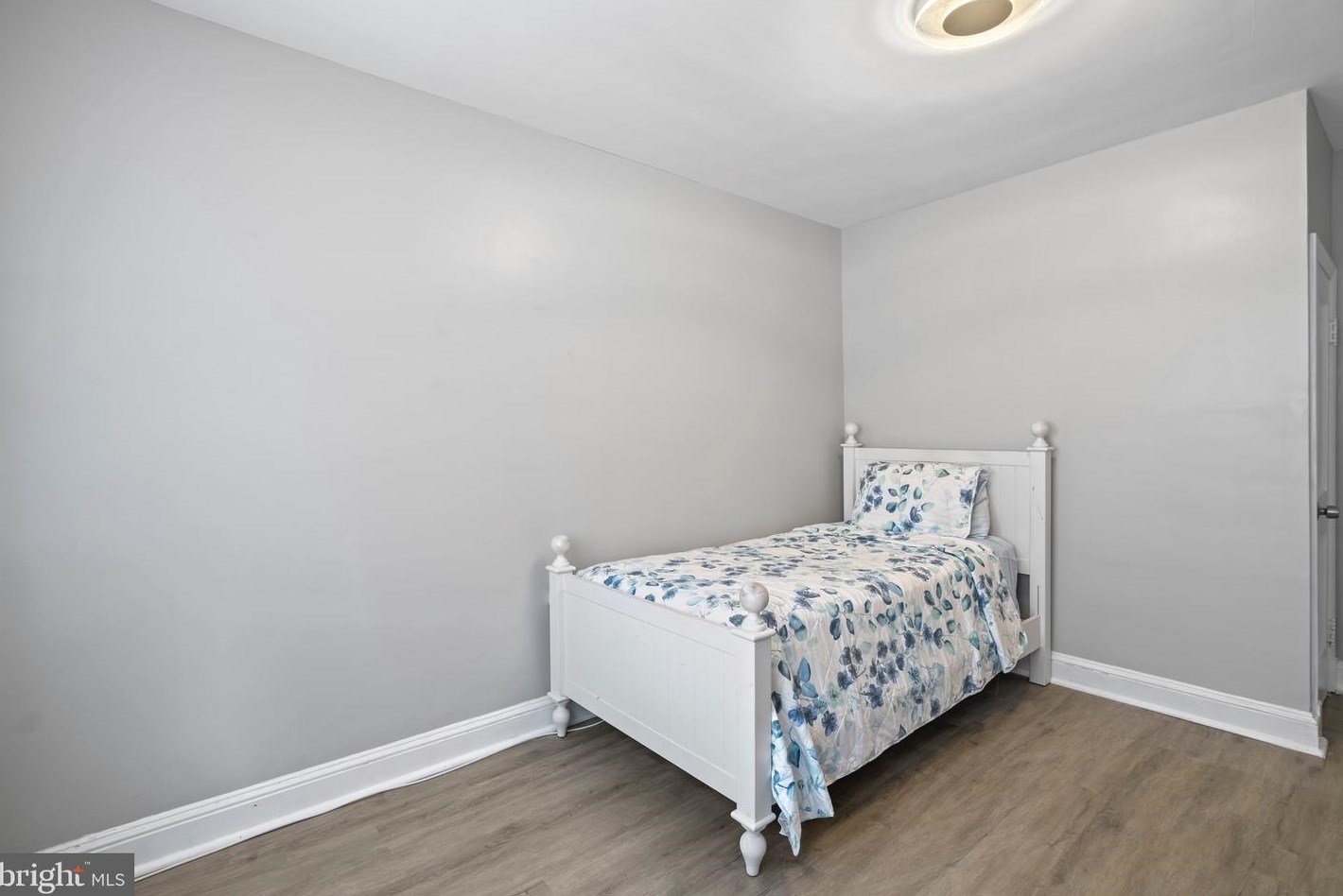 5839 Benton Hts Ave, Baltimore MD  21206-2539 exterior