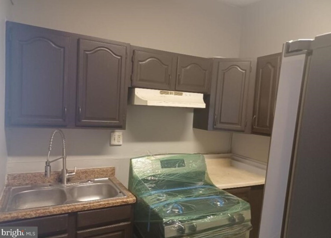 710 Fulton Ave, Baltimore MD 21217-1426 exterior