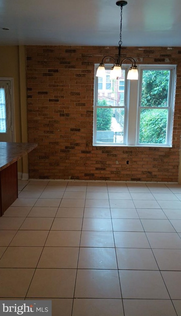 107 Wickham Rd, Baltimore, MD 21229-3361