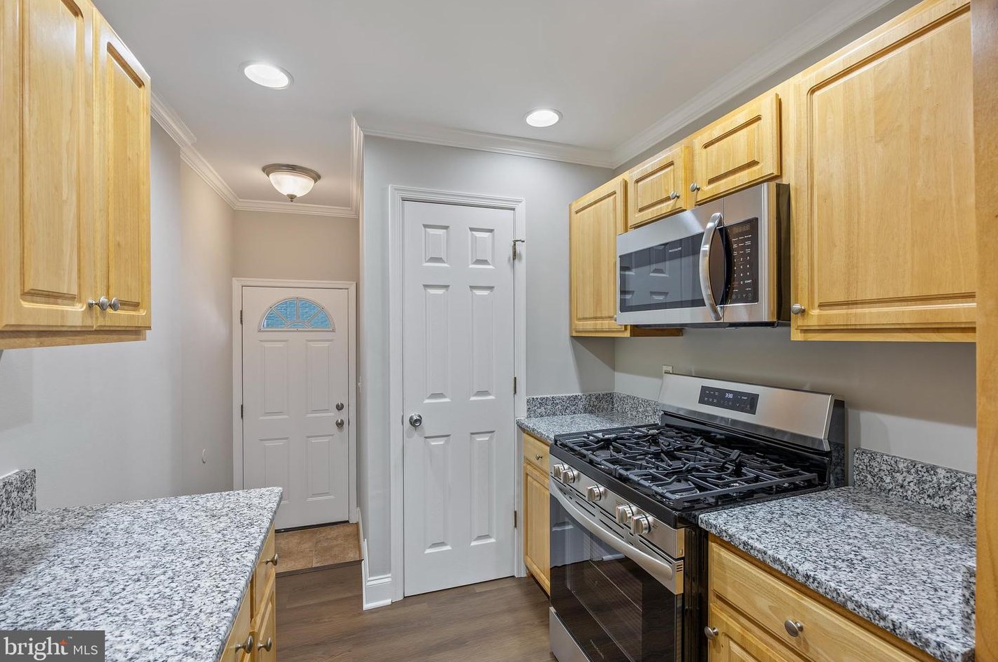 2816 Dillon St, Baltimore MD  21224-4831 exterior