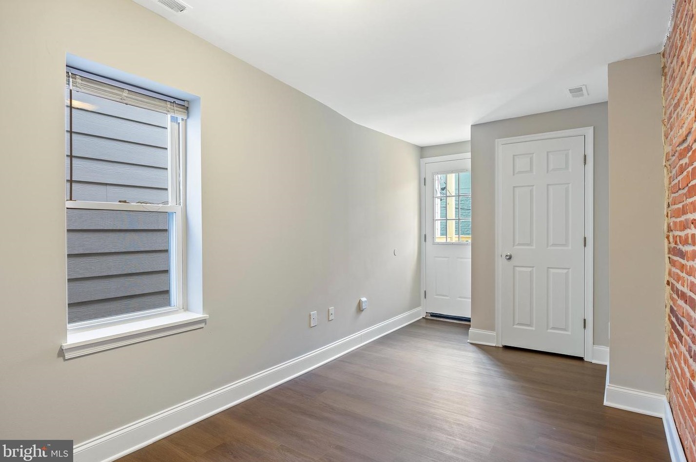 2816 Dillon St, Baltimore MD  21224-4831 exterior