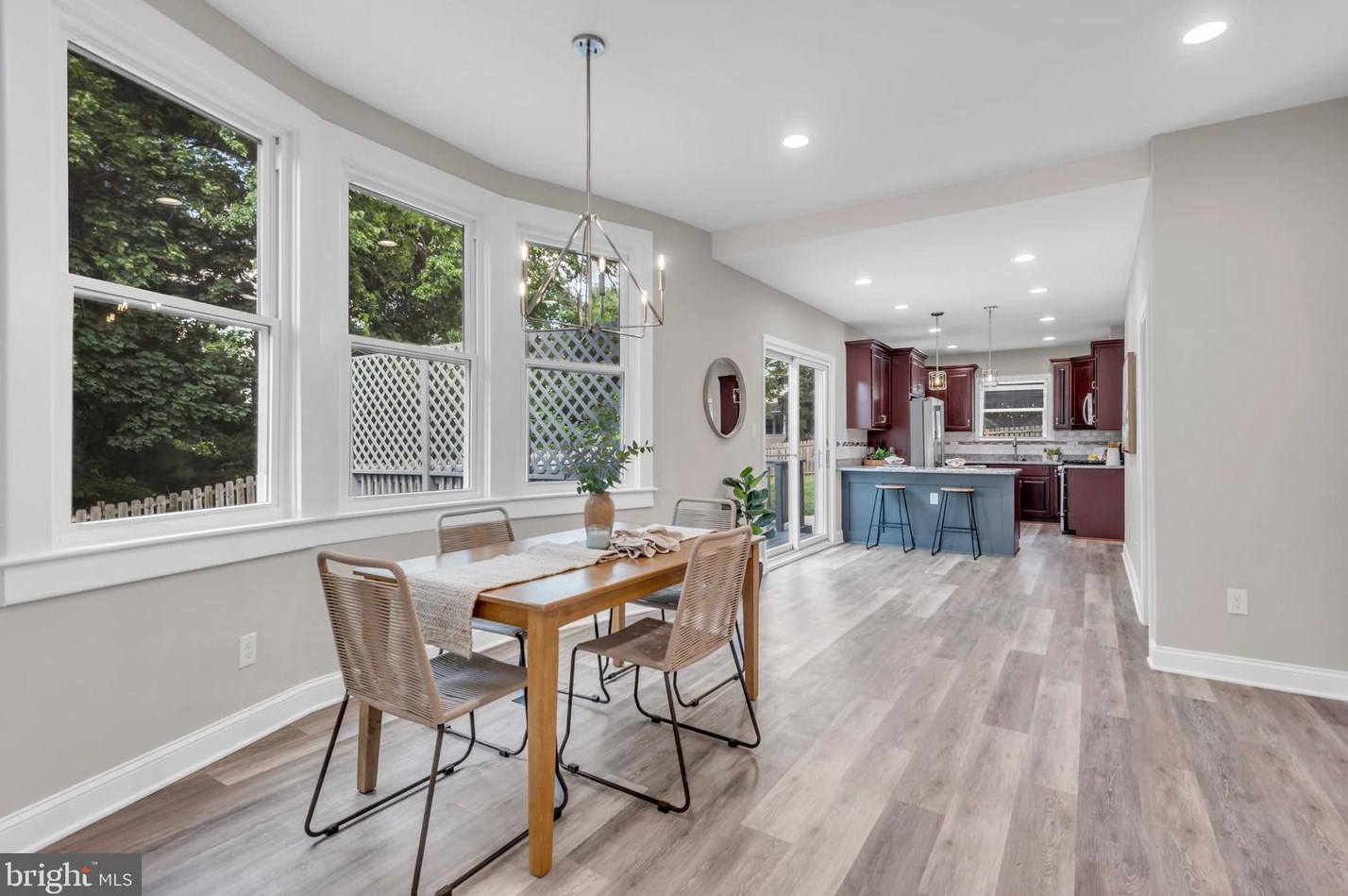 505 Chapel Gate Ln, Baltimore MD  21229-2403 exterior