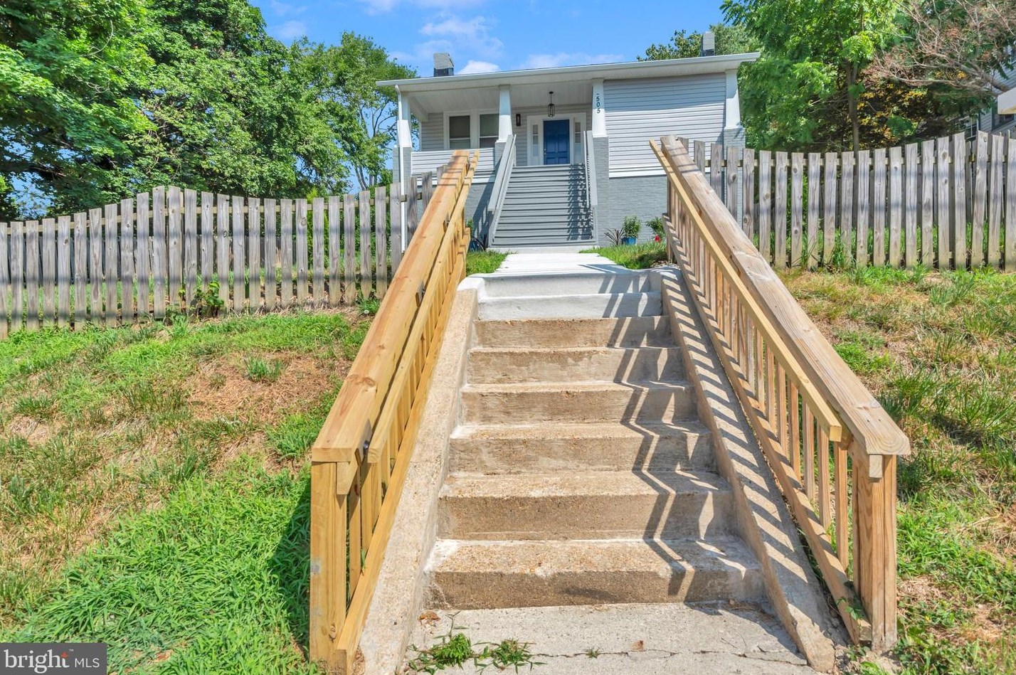 505 Chapel Gate Ln, Baltimore MD  21229-2403 exterior