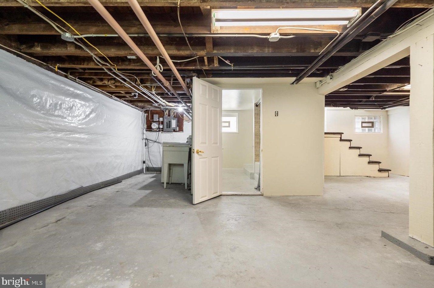 2919 Westfield Ave, Baltimore MD  21214-1051 exterior