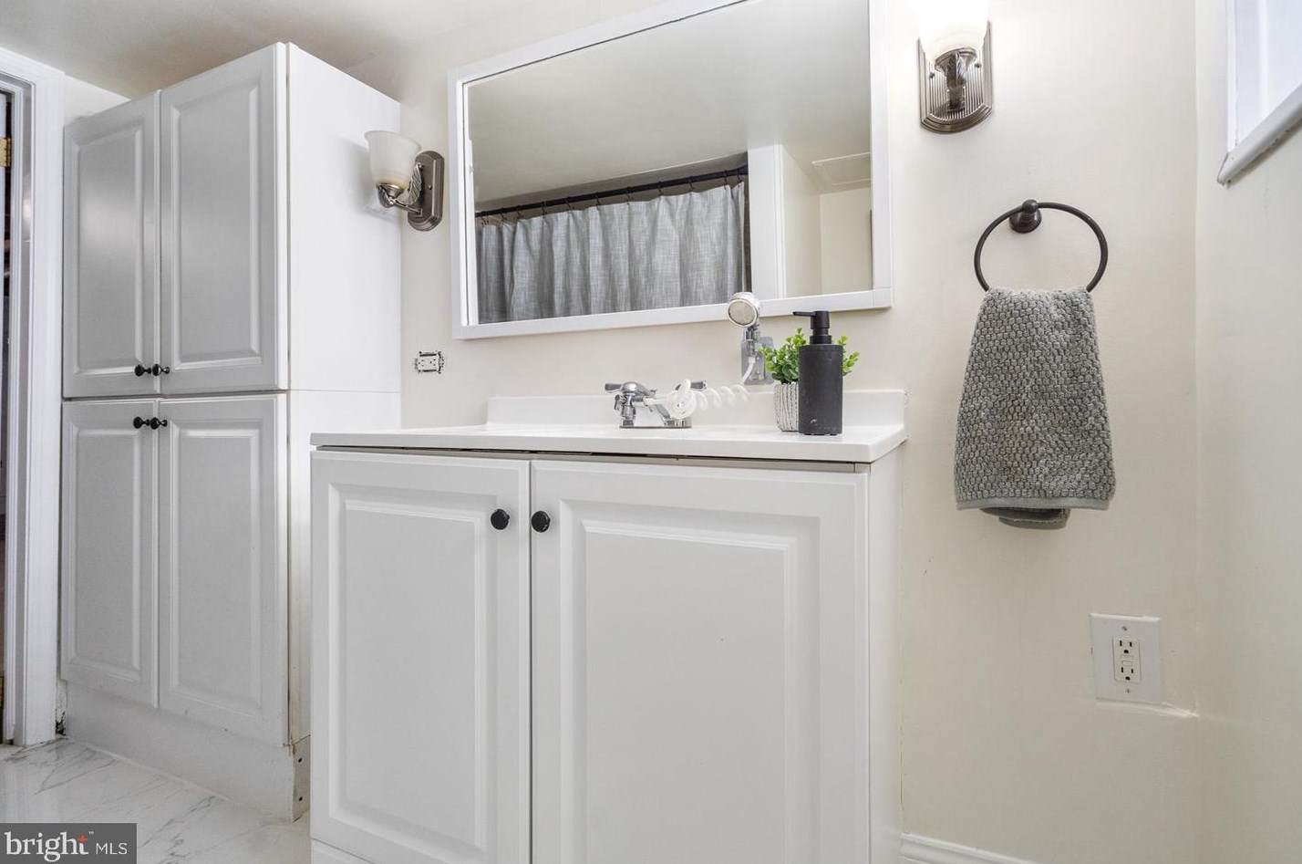 2919 Westfield Ave, Baltimore MD  21214-1051 exterior