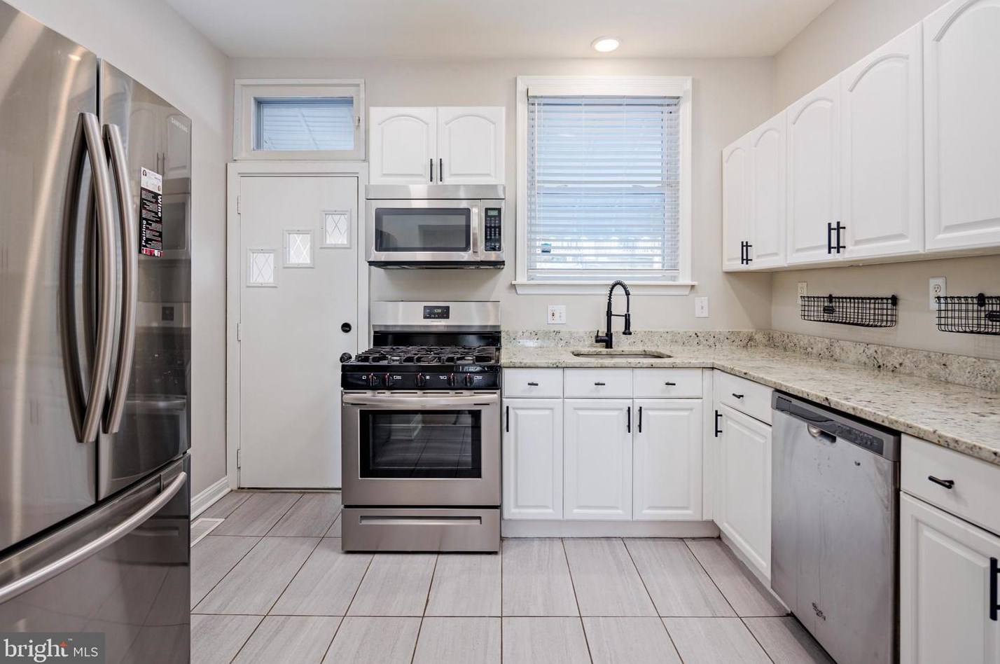 817 Bouldin St, Baltimore MD  21224-4024 exterior