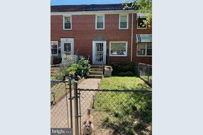 737 Yale Avenue, Baltimore, MD 21229 - Photo 1