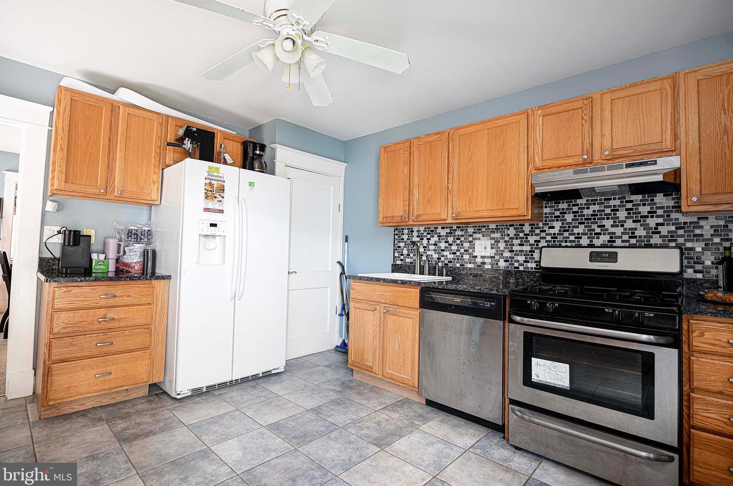 3126 Woodhome Ave, Baltimore MD  21234-7819 exterior