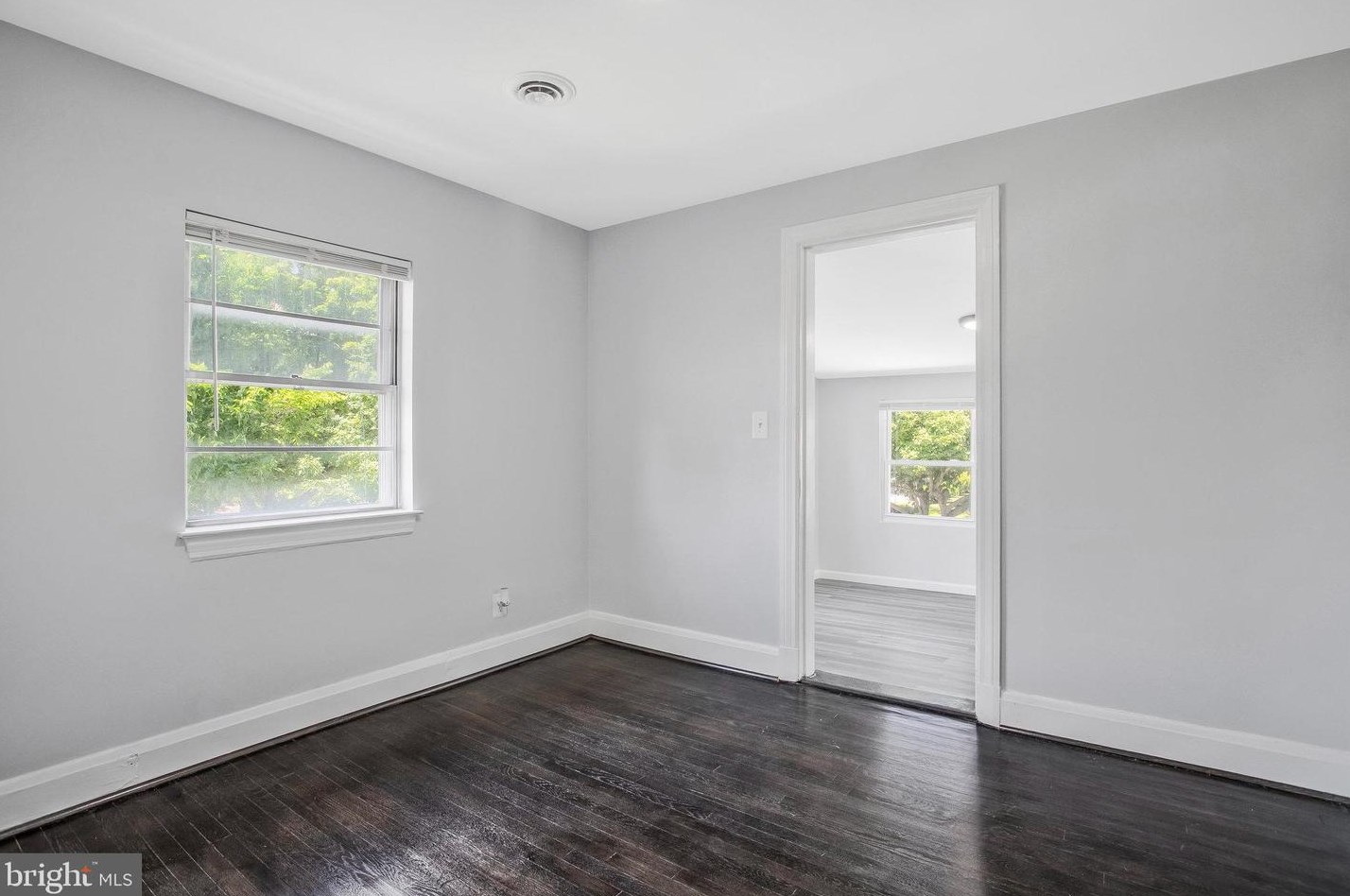 3104 Liberty Heights Ave, Baltimore MD 21215-7931 exterior