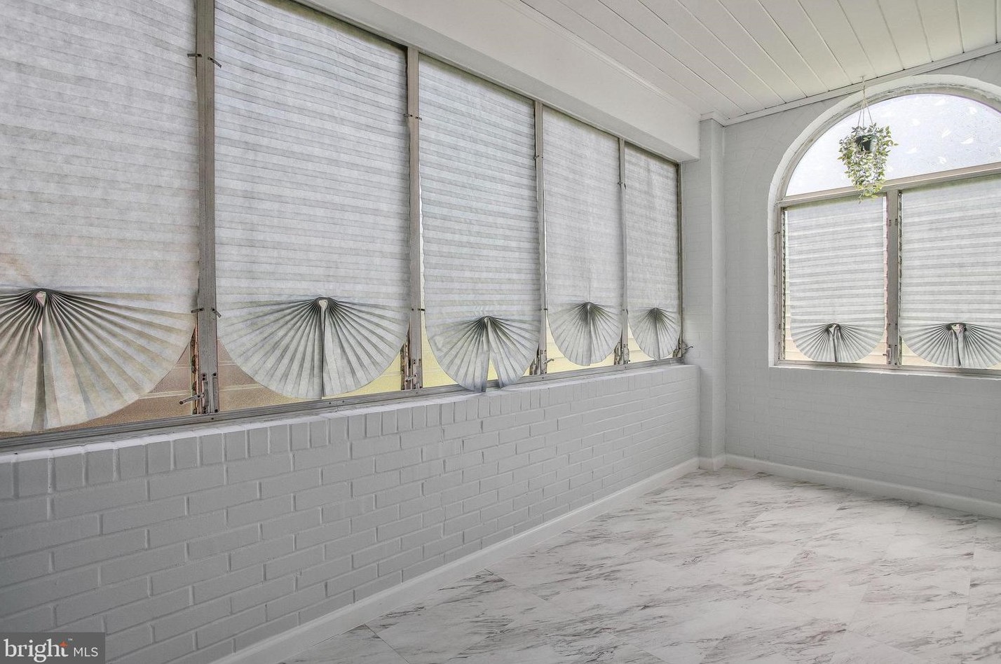 3104 Liberty Heights Ave, Baltimore MD 21215-7931 exterior