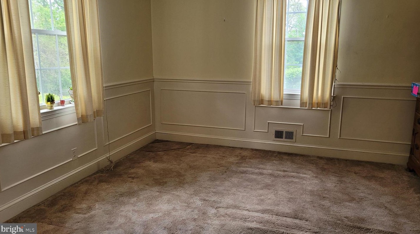 4925 Herring Run Dr, Baltimore MD  21214-1937 exterior