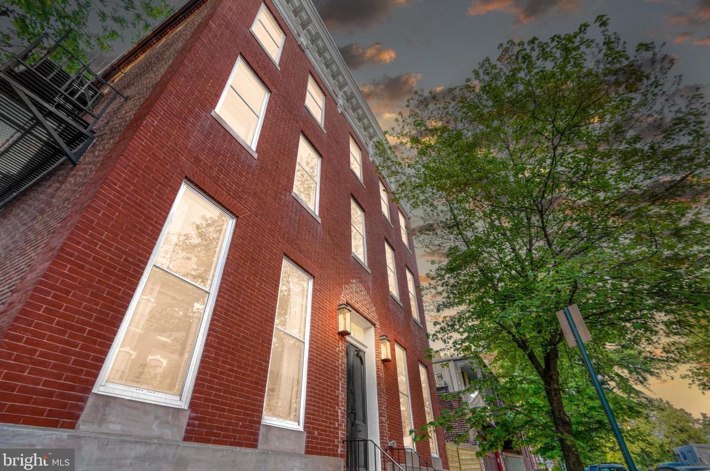 2218 Pratt St, Baltimore MD  21231-2036 exterior
