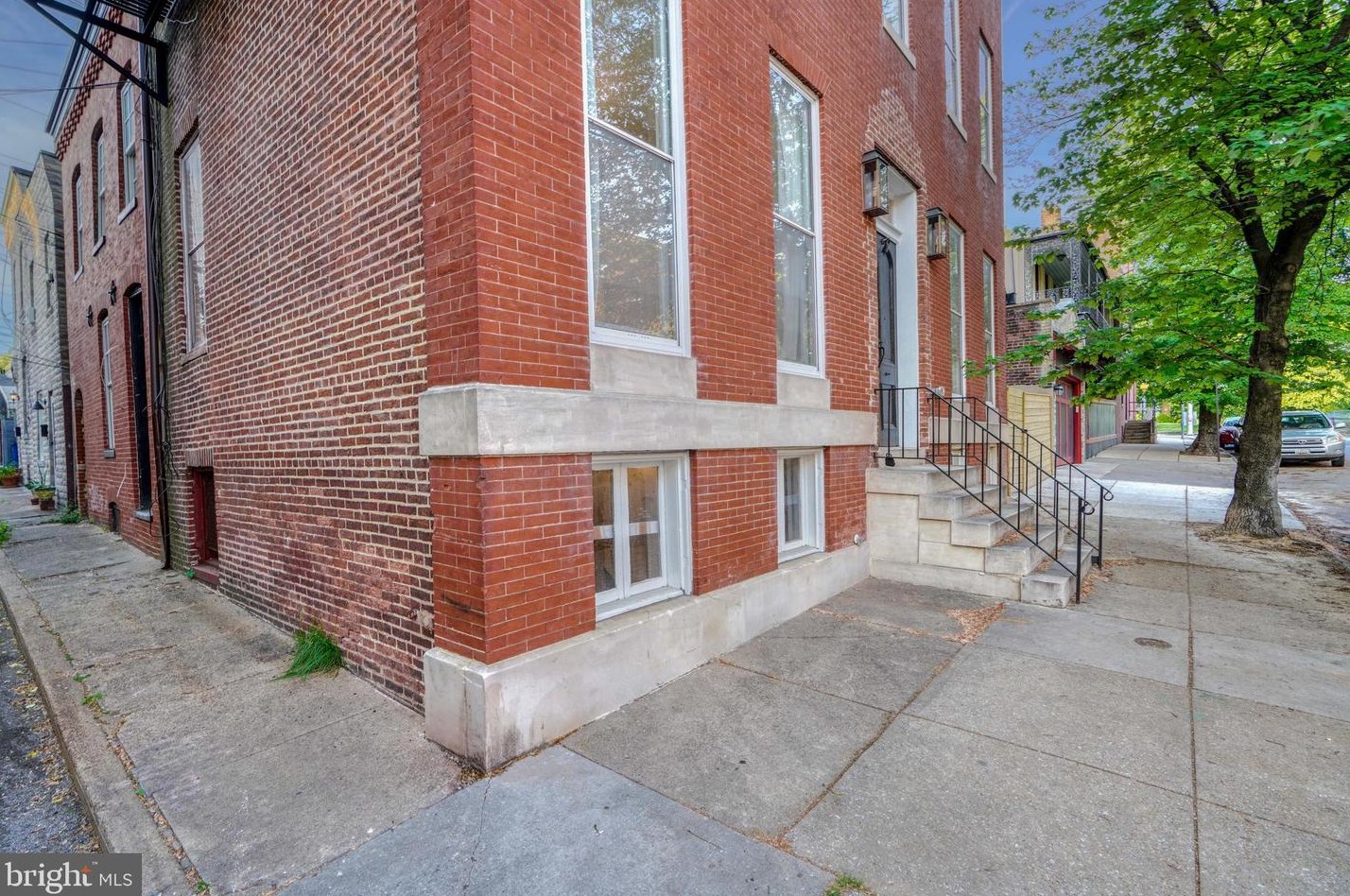 2218 Pratt St, Baltimore MD  21231-2036 exterior