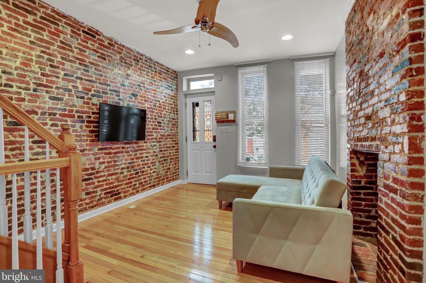1155 Hamburg St, Baltimore MD  21230-1910 exterior