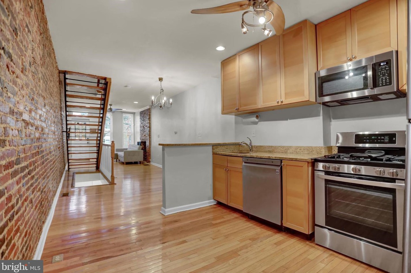 1155 Hamburg St, Baltimore MD  21230-1910 exterior