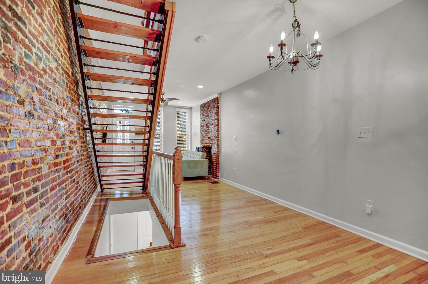 1155 Hamburg St, Baltimore MD  21230-1910 exterior