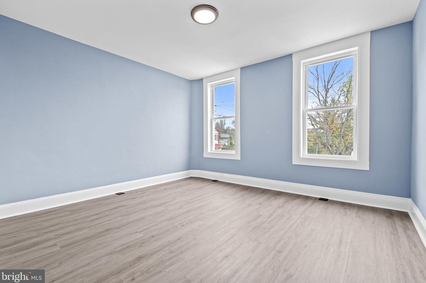 3824 Old Frederick Rd, Baltimore MD 21229-3825 exterior