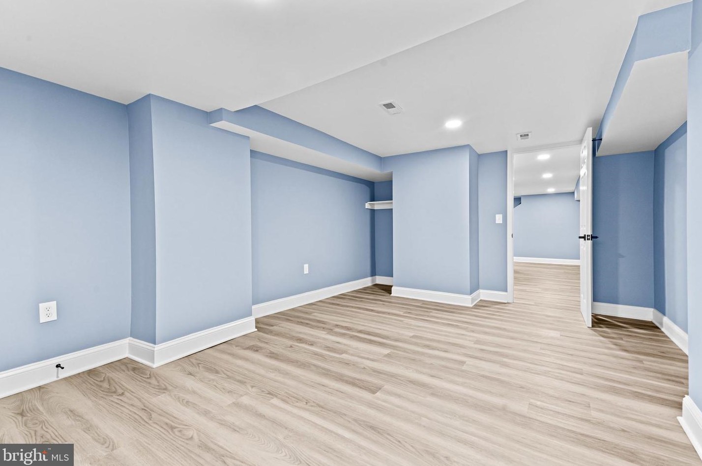 3824 Old Frederick Rd, Baltimore MD 21229-3825 exterior