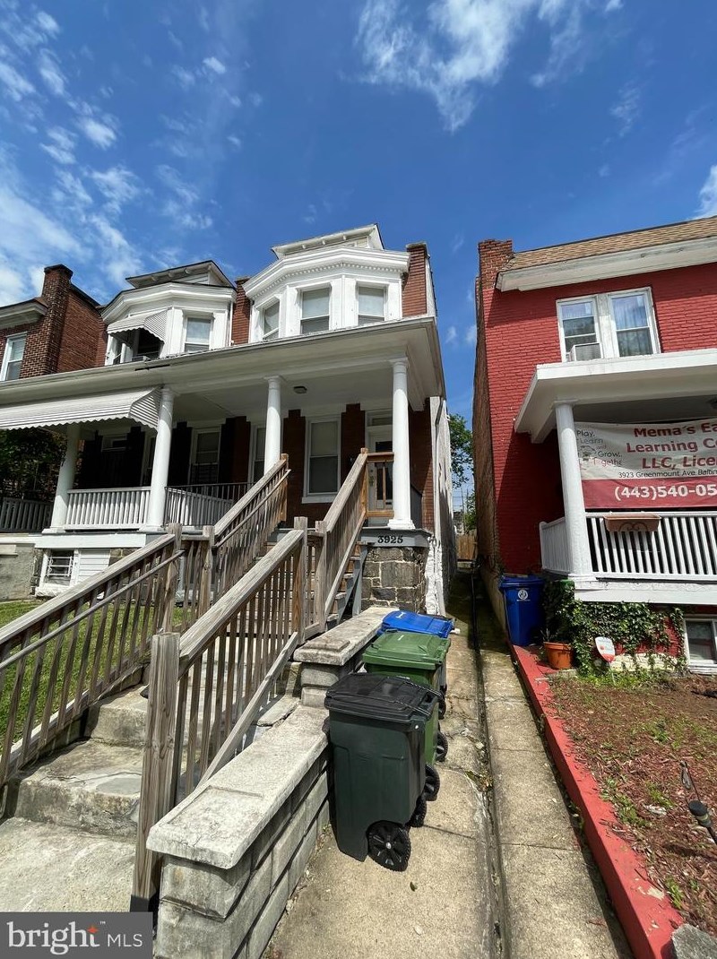 3925 Greenmount Ave, Baltimore MD  21218-4724 exterior