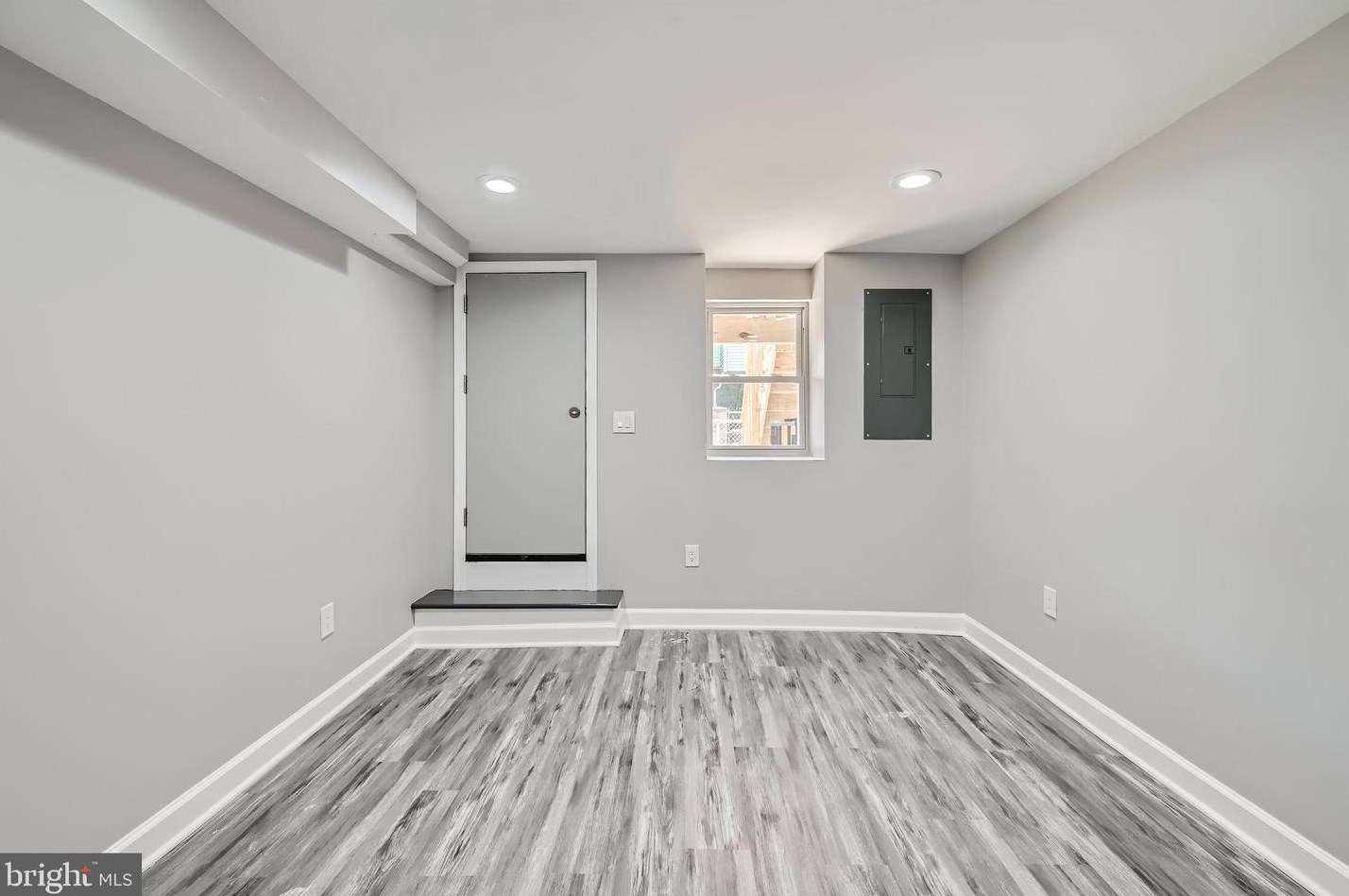 616 Streeper St, Baltimore MD  21205-2714 exterior
