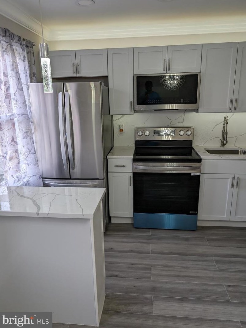 3660 Dudley Ave, Baltimore MD  21213-1829 exterior