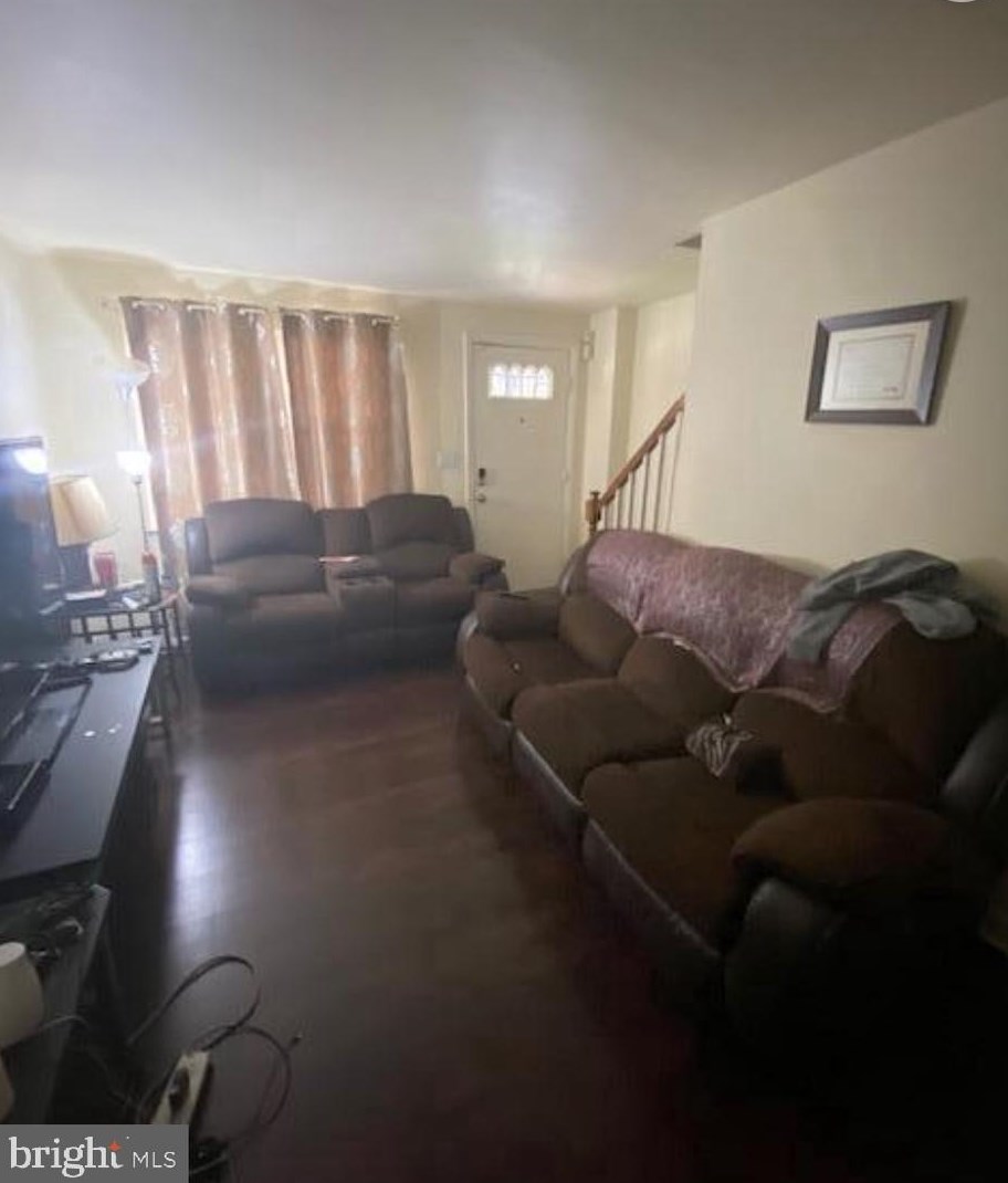 810 Glenwood Ave, Baltimore, MD 21212-4301