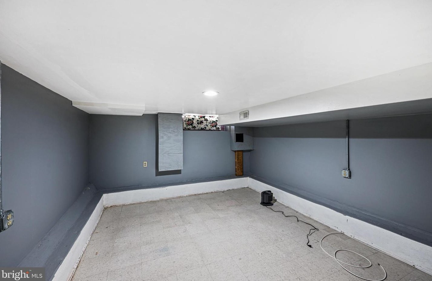 19 Kresson St, Baltimore MD  21224-1708 exterior