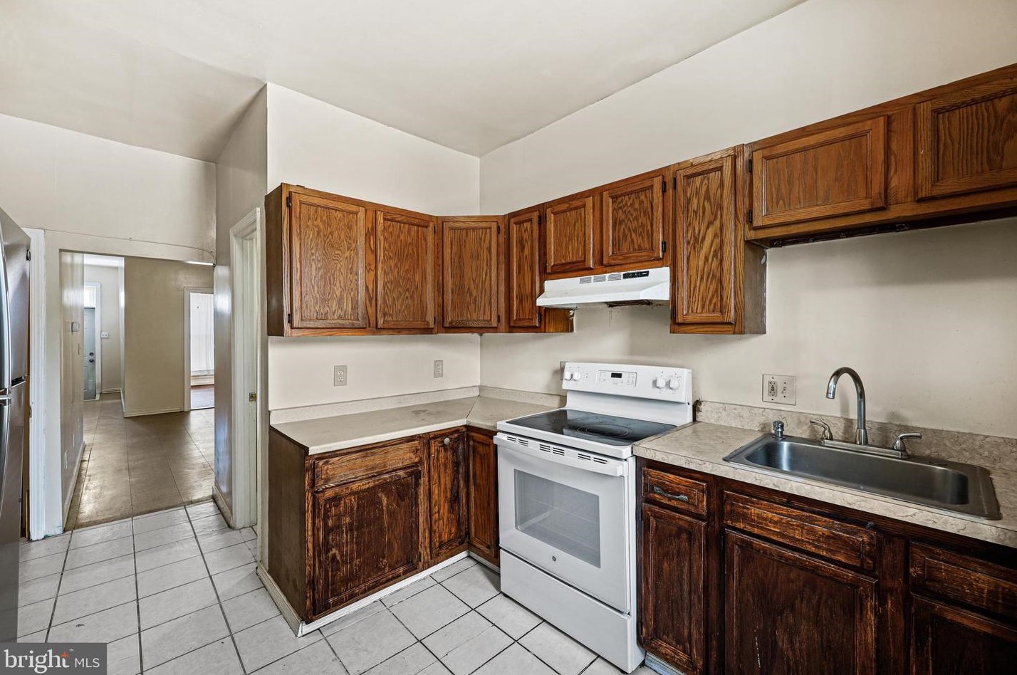 19 Kresson St, Baltimore, MD 21224-1709