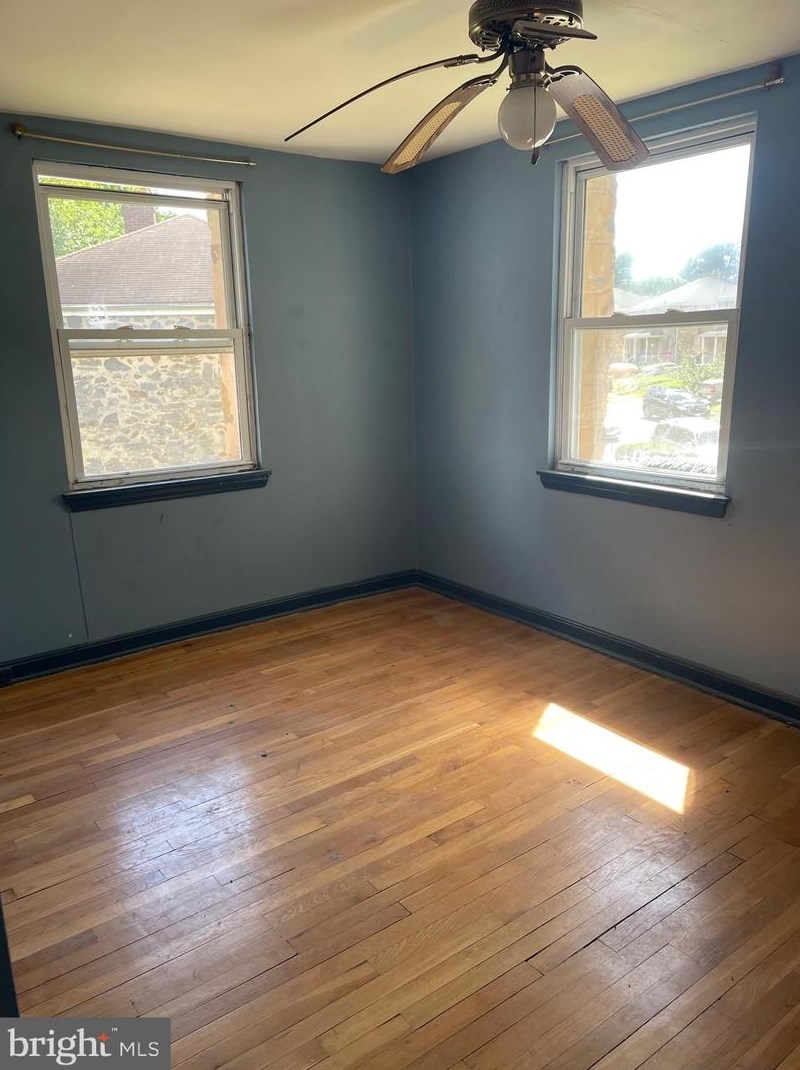 5014 Sunset Rd, Baltimore MD 21223-2743 exterior