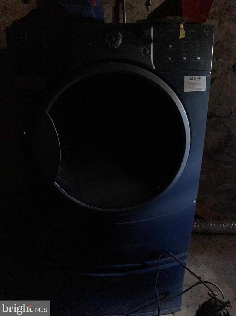 5014 Sunset Rd, Baltimore MD 21223-2743 exterior