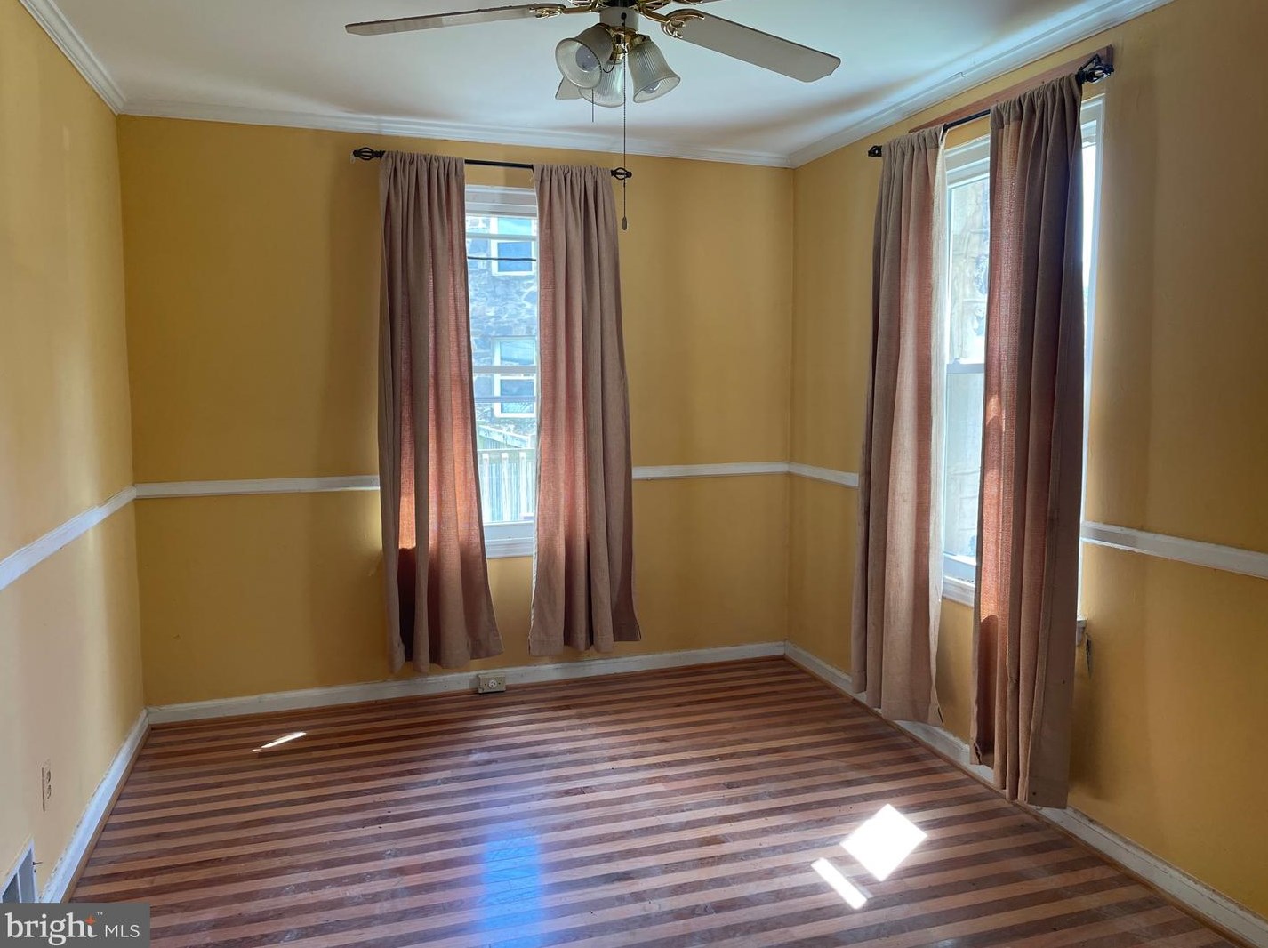 5014 Sunset Rd, Baltimore MD 21223-2743 exterior