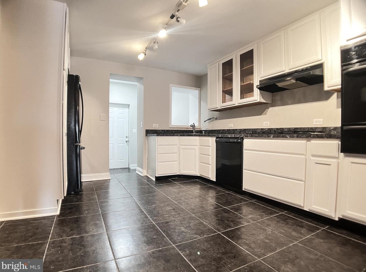 1829 Belt St, Baltimore MD 21230-4708 exterior