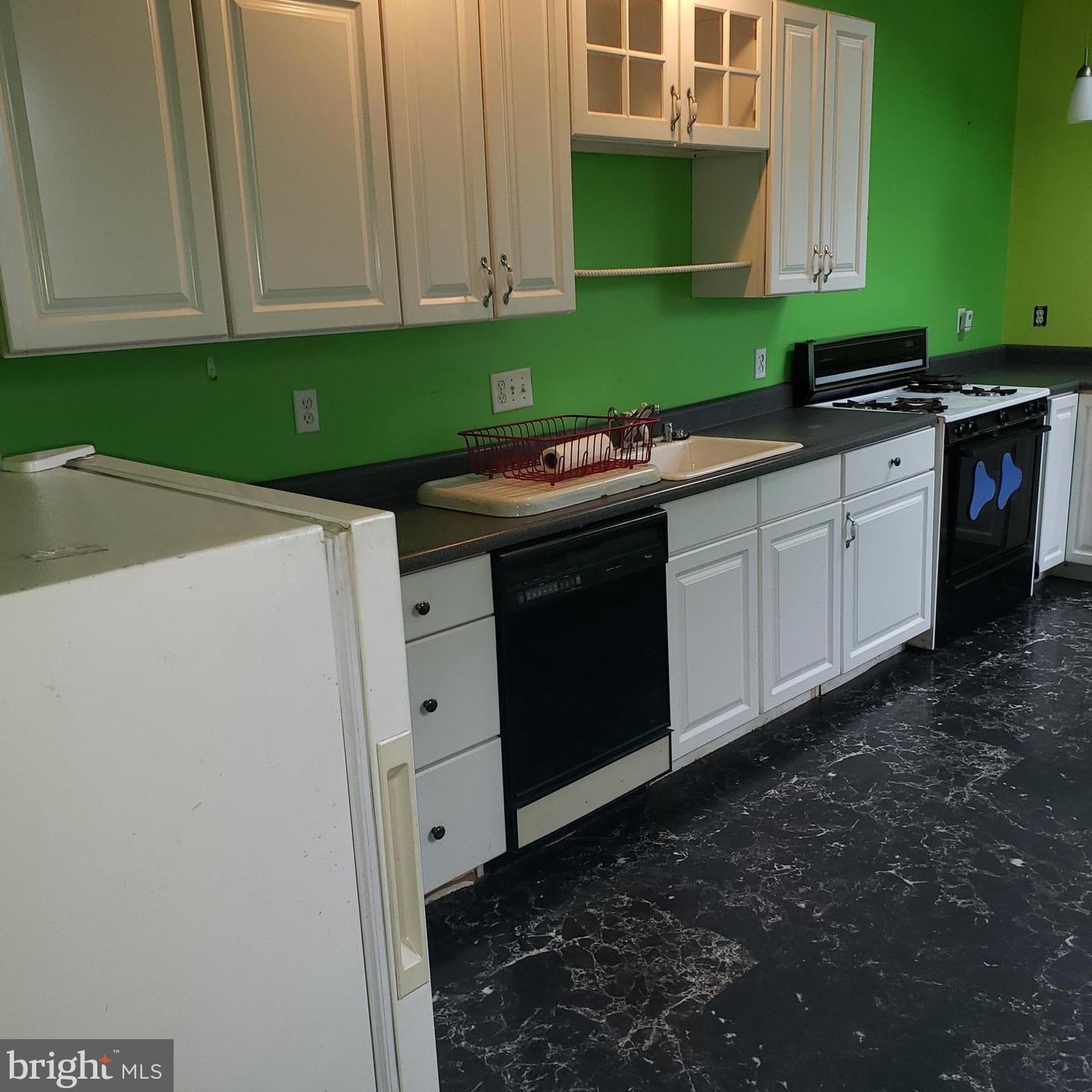 3015 Weaver Ave, Baltimore MD  21214-3402 exterior