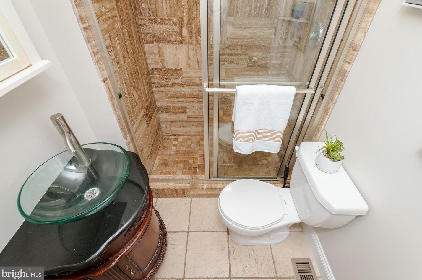 819 Belnord Ave, Baltimore MD 21224-1236 exterior