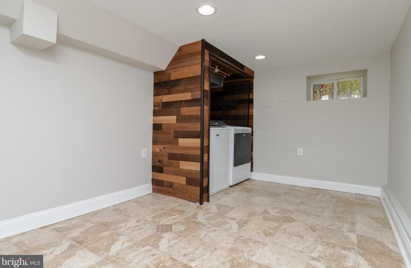 819 Belnord Ave, Baltimore MD 21224-1236 exterior