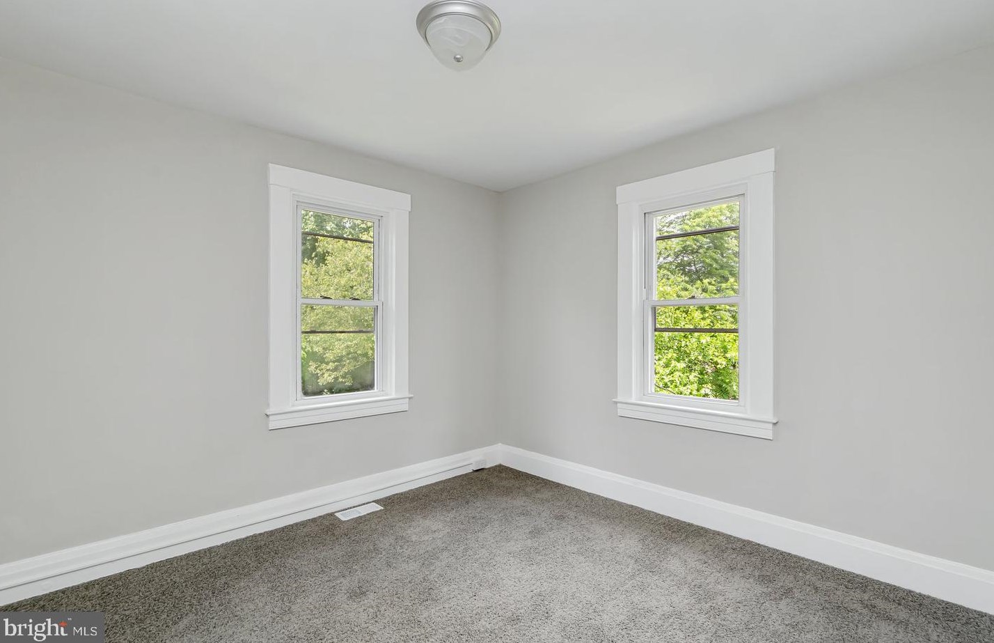 2903 Loudon Ave, Baltimore MD 21075-5639 exterior