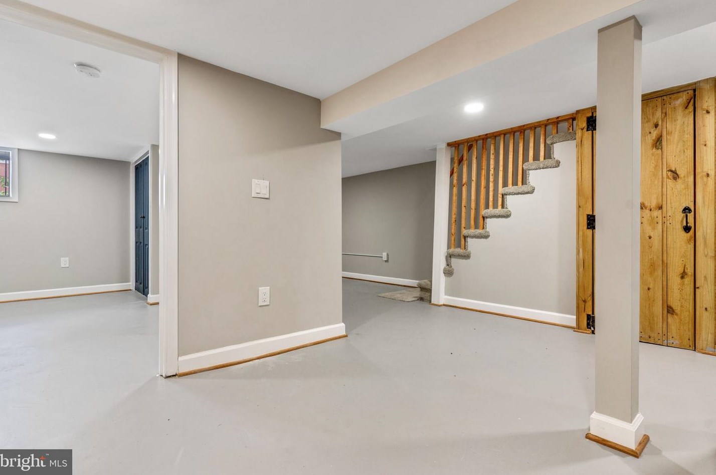 2013 Belair Rd, Baltimore MD  21213-1222 exterior