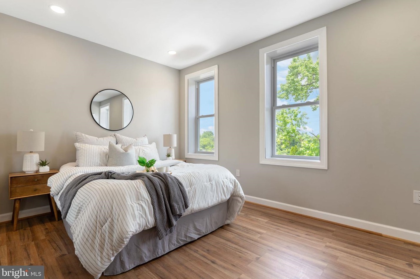 2013 Belair Rd, Baltimore MD  21213-1222 exterior