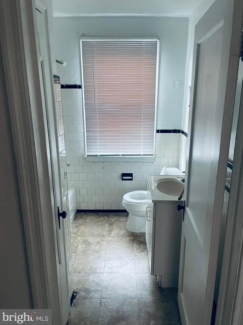 3331 Belle Ave, Baltimore MD 21207-7104 exterior