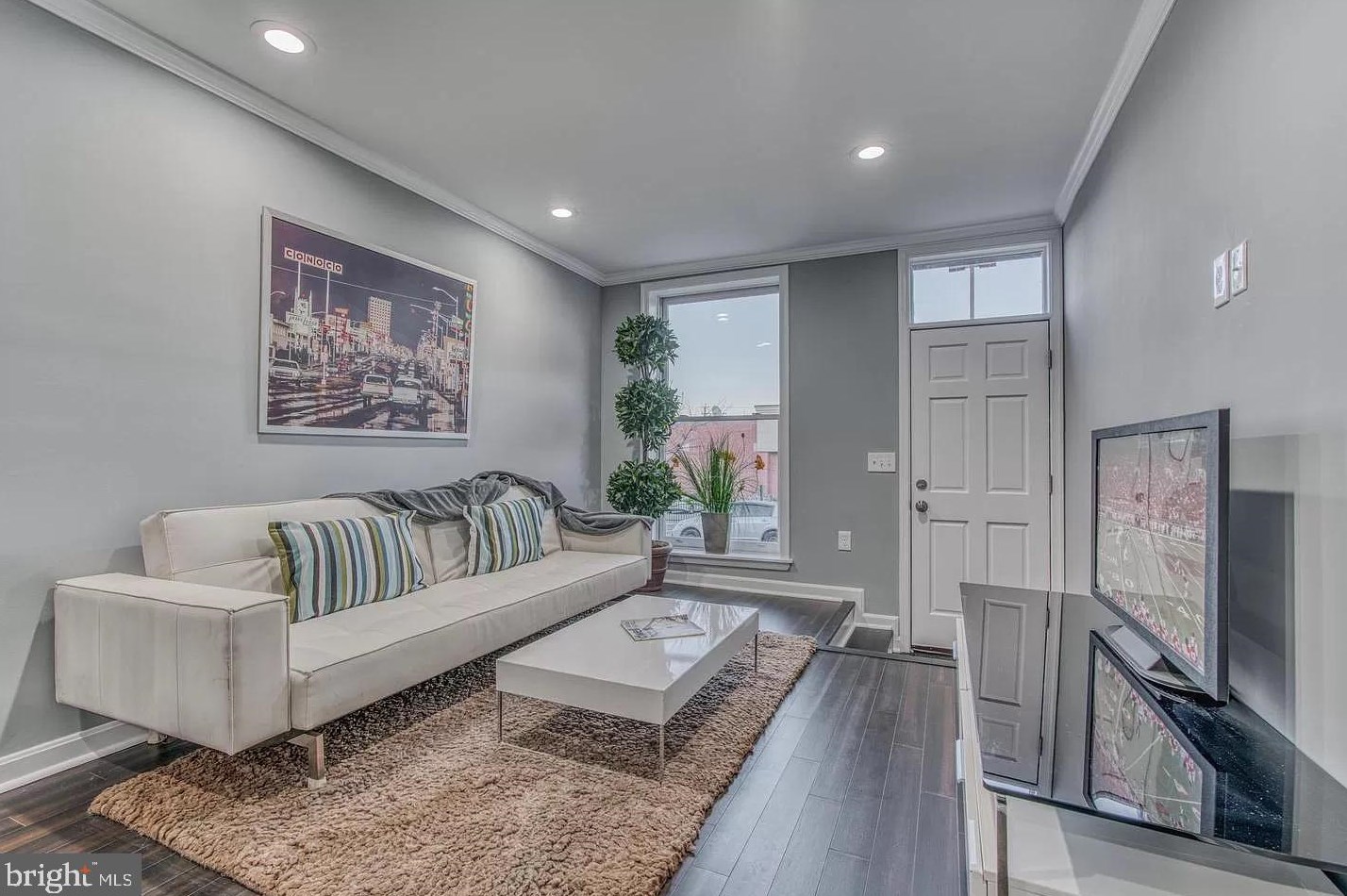 432 Grundy St, Baltimore, MD 21224-2605