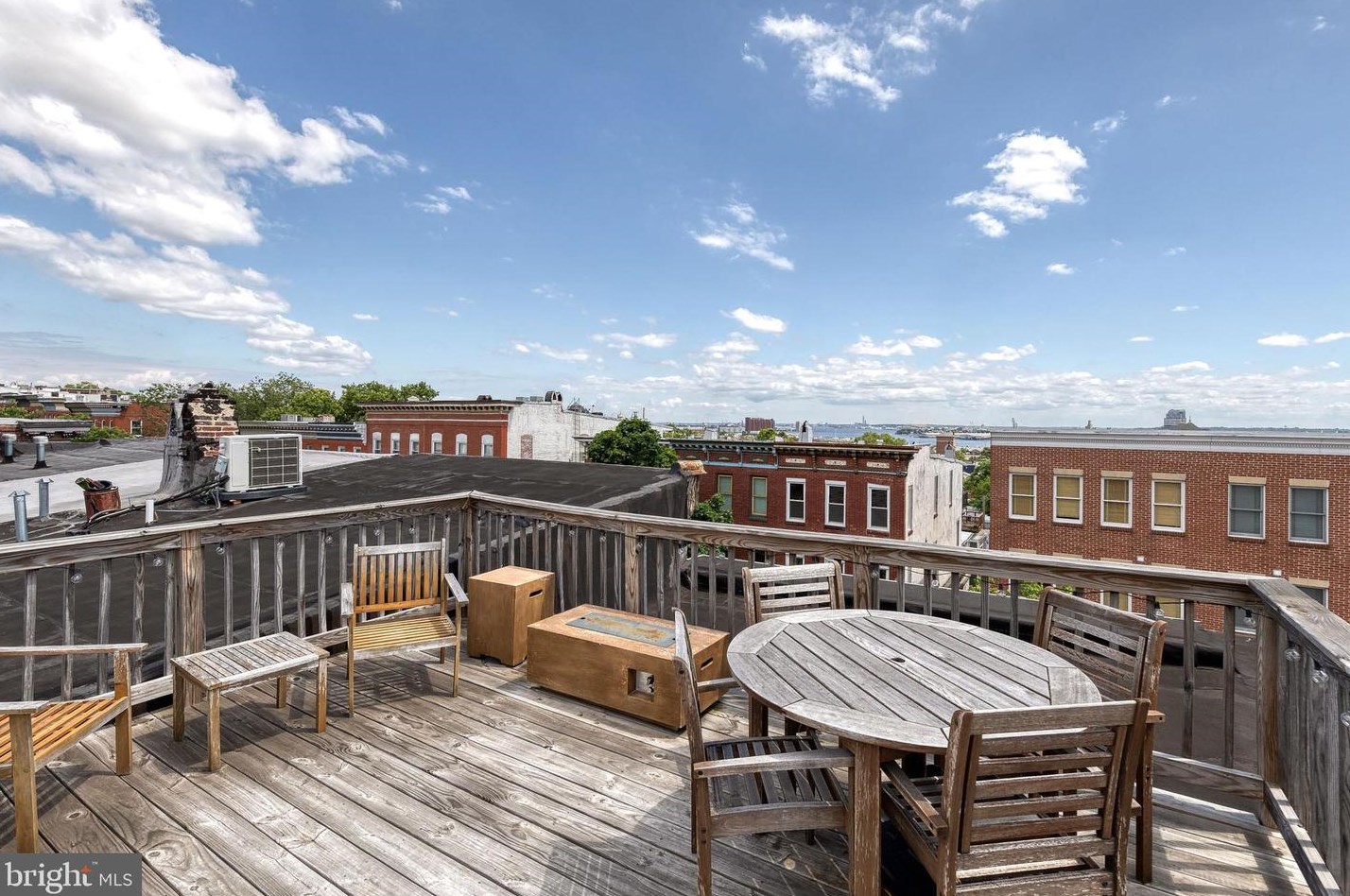 2104 Pratt St, Baltimore MD  21231-2027 exterior