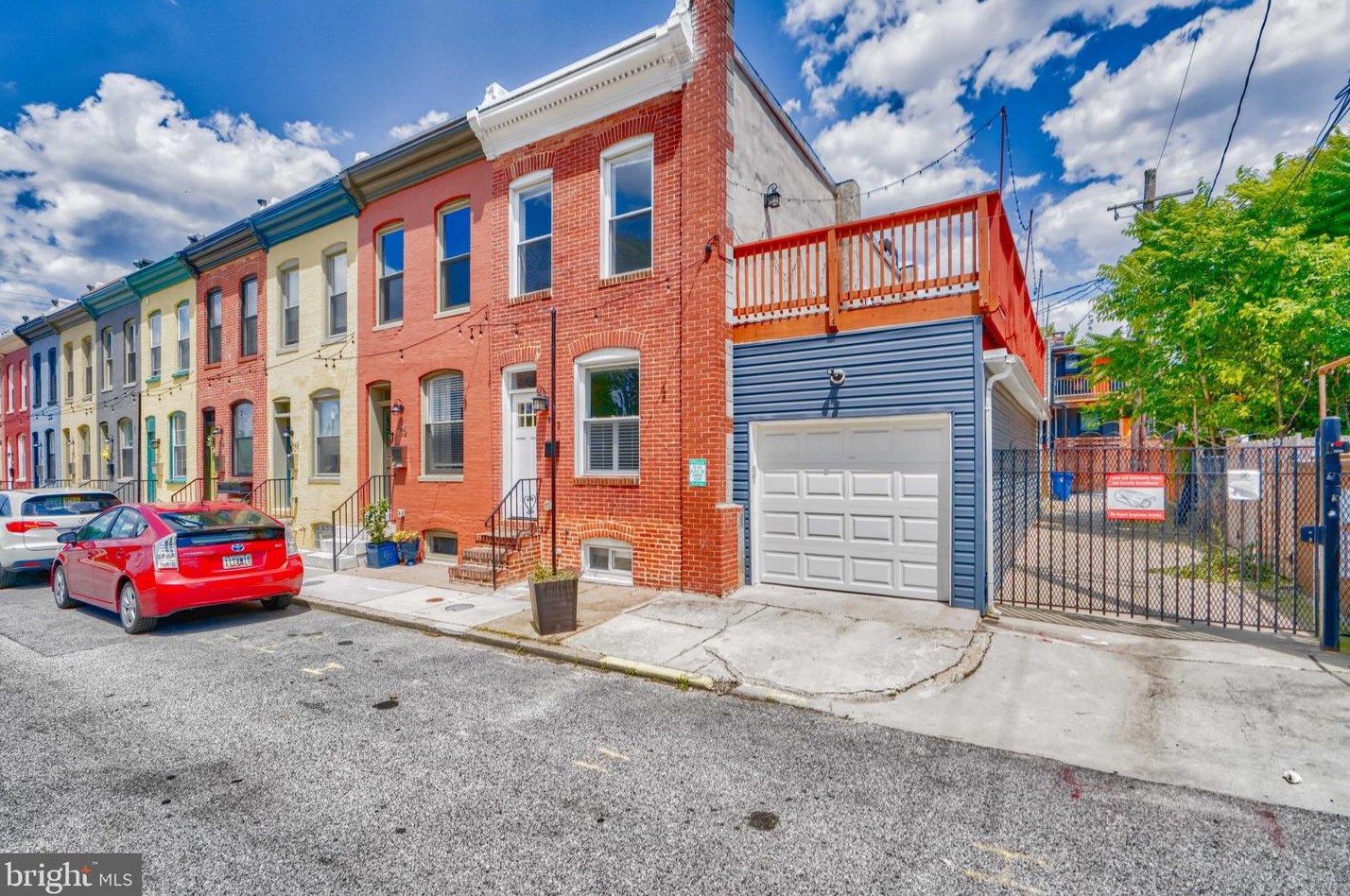 903 Bradford St, Baltimore, MD 21205-1225
