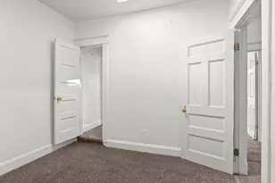 121 S Monastery Ave S, Baltimore, MD 21229 - Photo 18