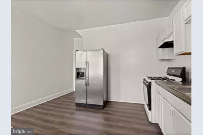 121 S Monastery Avenue S, Baltimore, MD 21229 - Photo 10