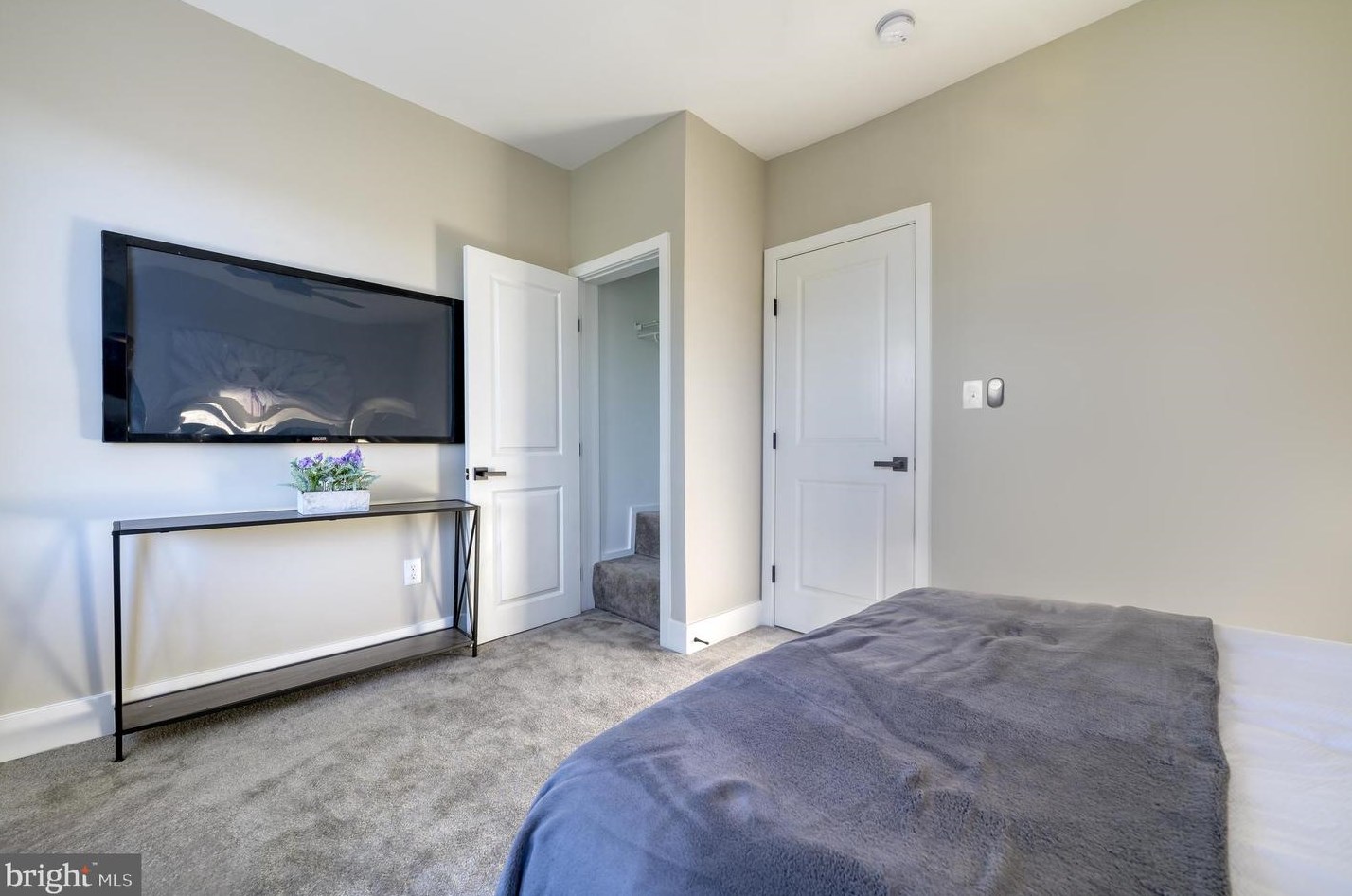 1913 Braddish Ave, Baltimore MD  21216-3123 exterior