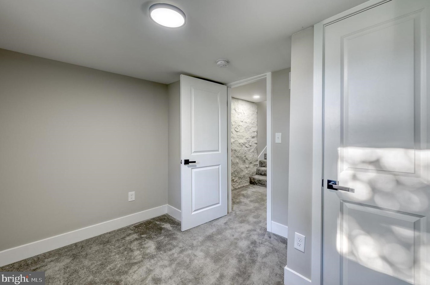 1913 Braddish Ave, Baltimore MD  21216-3123 exterior