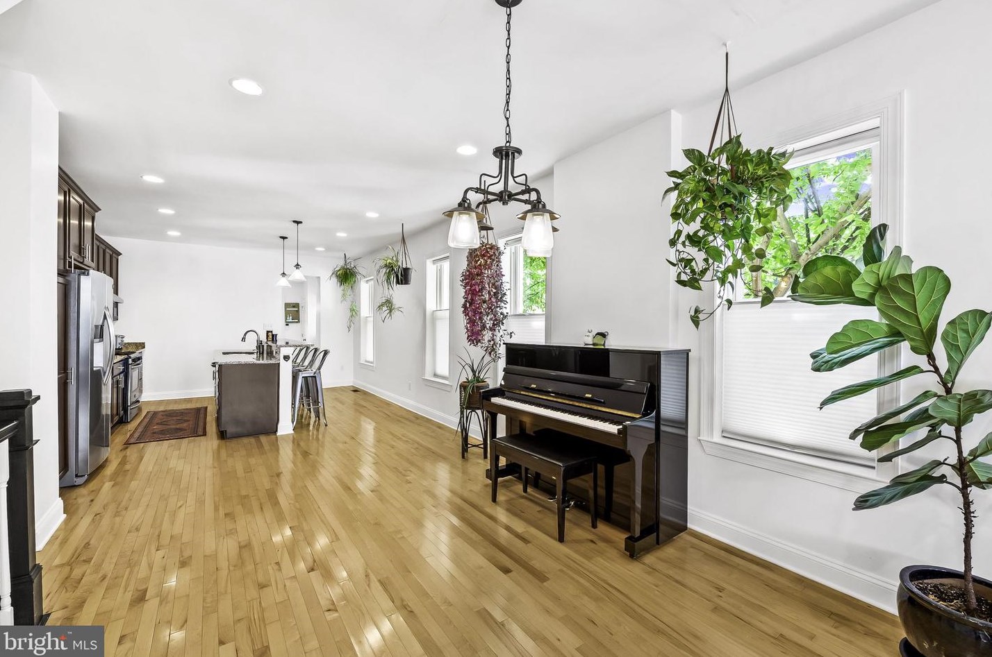 3501 Elm Ave, Baltimore MD  21211-2419 exterior