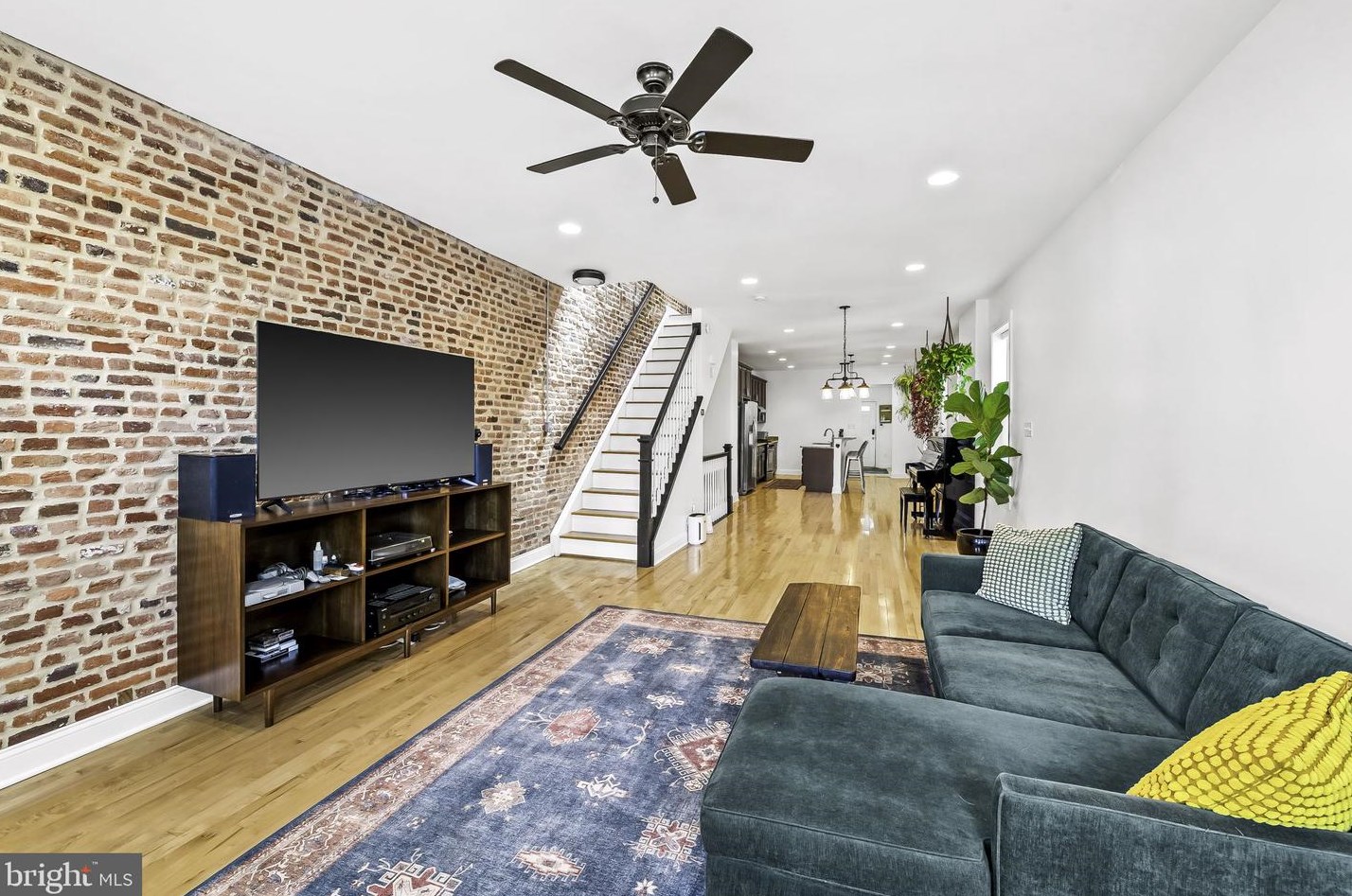 3501 Elm Ave, Baltimore MD  21211-2419 exterior